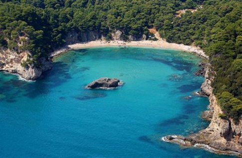 alwnaki Οι πιο όμορφες παραλίες της Ελλάδας! Μια μαγική βόλτα με φόντο το βαθύ γαλάζιο